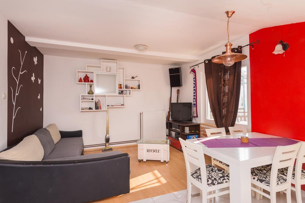 Apartment Milka โวดีเซ ภายนอก รูปภาพ